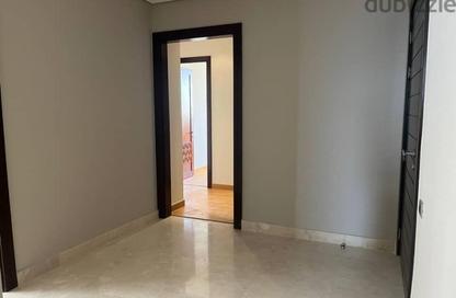 Apartment - 3 Bedrooms - 3 Bathrooms for sale in Six West - Beverly Hills - Sheikh Zayed Compounds - Sheikh Zayed City - Giza