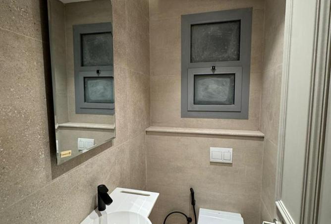 74037934 - Property Image 3
