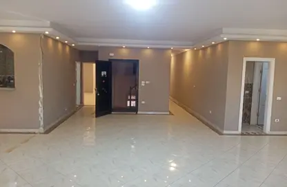 شقة - 3 غرف نوم - 4 حمامات للايجار في غرب سوميد - مدينة 6 أكتوبر - الجيزة