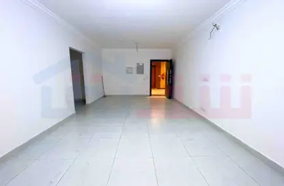 شقة - 2 غرف نوم - 2 حمامات للايجار في صوارى - كمبوندات الاسكندرية - الاسكندرية