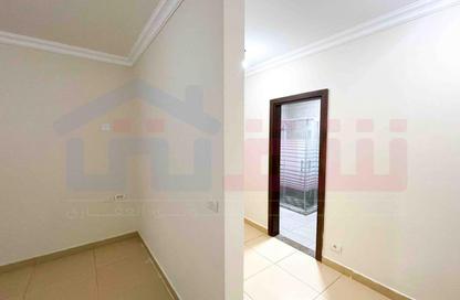 شقة - 2 غرف نوم - 2 حمامات للايجار في صوارى - كمبوندات الاسكندرية - الاسكندرية