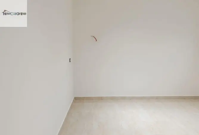 103764010 - Property Image 3