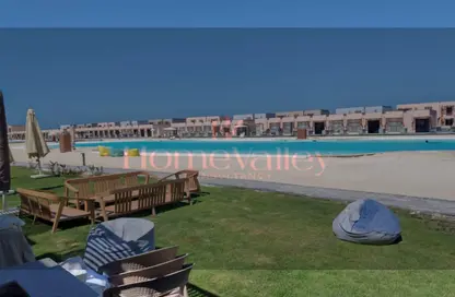 تاون هاوس - 3 غرف نوم - 2 حمامات للبيع في سي شيل بلايا - سيشيل - راس الحكمة - الساحل الشمالي