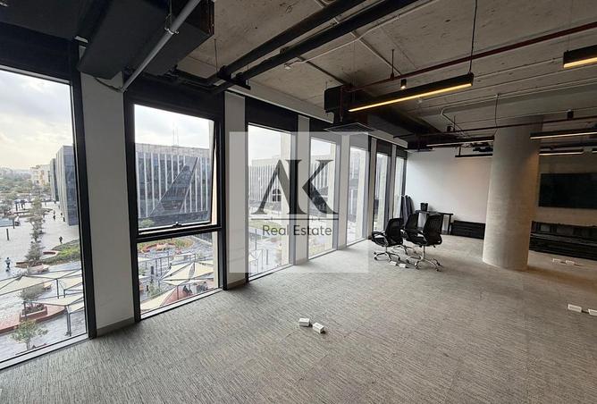 100928026 - Property Image 3