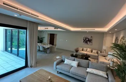 Apartment - 3 Bedrooms - 3 Bathrooms for sale in El Patio 7 - 5th Settlement Compounds - The 5th Settlement - New Cairo City - Cairo