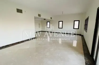 Apartment - 2 Bedrooms - 3 Bathrooms for sale in Aurora - Uptown Cairo - Mokattam - Cairo