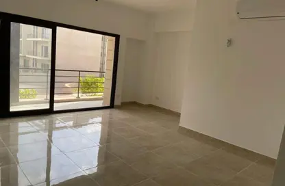 Apartment - 3 Bedrooms - 3 Bathrooms for sale in Moon Residences - Fifth Square - The 5th Settlement - New Cairo City - Cairo