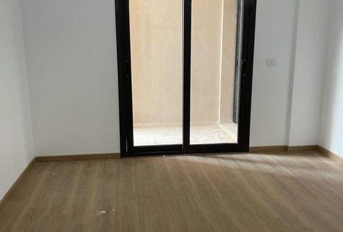 54756701 - Property Image 3