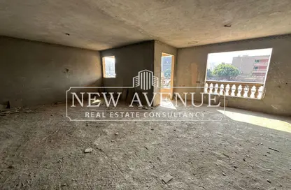 Office Space - 4 Bedrooms - 1 Bathroom for rent in Almaza St. - Almazah - Heliopolis - Masr El Gedida - Cairo