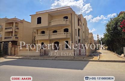 Villa - 7+ Bedrooms - 7+ Bathrooms for sale in Mostafa Kamel Axis - The 1st Settlement - New Cairo City - Cairo
