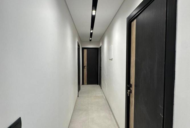 8643879 - Property Image 2