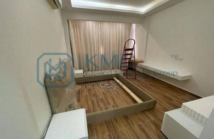 شقة - 3 - 3 للبيع في شارع دكتور ياسين عبد الغفار - المنطقة ج - حى جنوب الاكايمية - مدينة القاهرة الجديدة - القاهرة