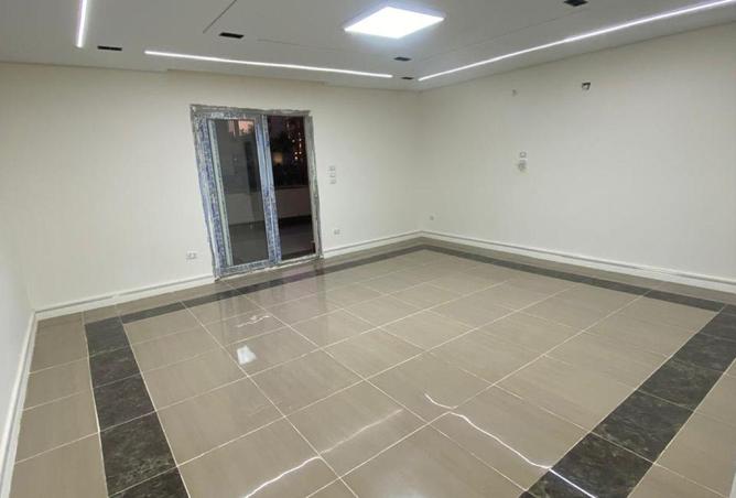 63133395 - Property Main Image