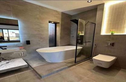 Chalet - 2 Bedrooms - 1 Bathroom for sale in Ramla - Ras Al Hekma - North Coast