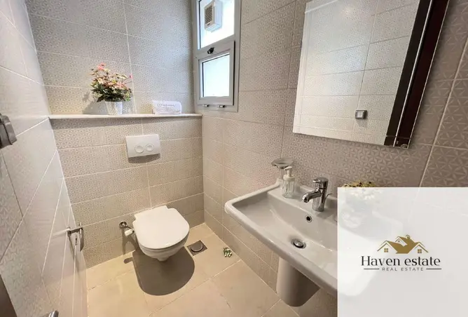 121657113 - Property Image 2