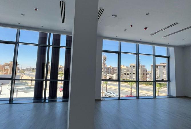 74588237 - Property Image 3