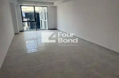 Office Space - Studio - 2 Bathrooms for rent in Bank Center Street - South Teseen St. - The 5th Settlement - New Cairo City - Cairo