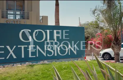 Townhouse - 3 Bedrooms - 4 Bathrooms for sale in Palm Hills Golf Extension - Al Wahat Road - 6 October City - Giza