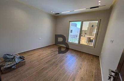 تاون هاوس - 4 غرف نوم - 4 حمامات للايجار في ذا كراون - طريق مصر اسكندرية الصحراوي - مدينة 6 أكتوبر - الجيزة