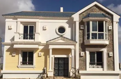 فيلا - 4 غرف نوم - 5 حمامات للبيع في ماونتن فيو تشيل اوت بارك - التوسعات الشمالية - مدينة 6 أكتوبر - الجيزة