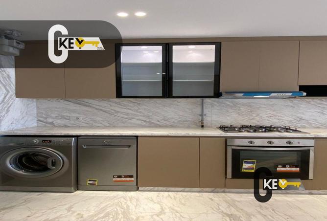 72720981 - Property Image 3