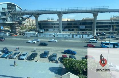 مساحات مكتبية - استوديو - 2 حمامات للبيع في شارع مجمع البنوك - شارع التسعين الجنوبي - التجمع الخامس - مدينة القاهرة الجديدة - القاهرة
