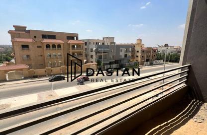 شقة - 3 غرف نوم - 3 حمامات للبيع في حي النادي - مدينة الشروق - القاهرة