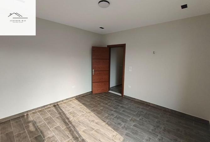 67473437 - Property Image 3