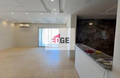 Apartment - 3 Bedrooms - 3 Bathrooms for sale in Garden Residence - Hyde Park - New Cairo City - Cairo