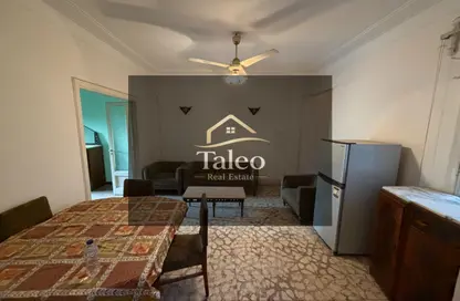 Apartment - 2 Bedrooms - 1 Bathroom for rent in Mohamed Maraashly St. - Zamalek - Cairo