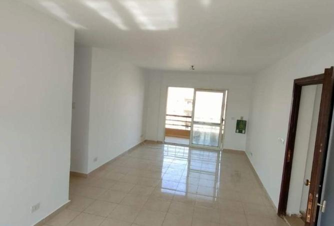 8703330 - Property Image 2