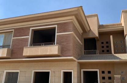 Townhouse - 4 - 3 for sale in New Giza - Cairo Alexandria Desert Road - 6 October City - Giza Townhouse - 4 - 3 for sale in New Giza - Cairo Alexandria Desert Road - 6 October City - Giza