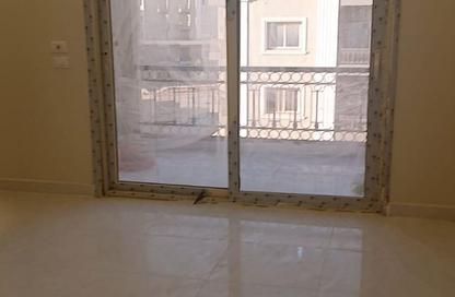 Apartment - 3 Bedrooms - 2 Bathrooms for sale in One Ninety Mall - South Teseen St. - The 5th Settlement - New Cairo City - Cairo