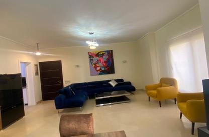 شقة - 2 غرف نوم - 2 حمامات للايجار في ذا فيلدج - المستثمرين الجنوبية - مدينة القاهرة الجديدة - القاهرة