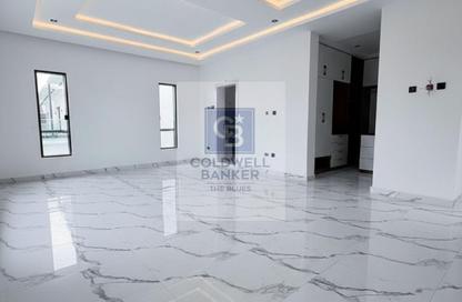 فيلا - 3 غرف نوم - 3 حمامات للبيع في أو ويست - كمبوندات 6 أكتوبر - مدينة 6 أكتوبر - الجيزة