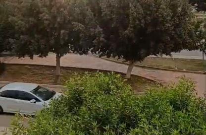 شقة - 3 غرف نوم - 2 حمامات للبيع في المجاورة الخامسة - الحي الثالث شرق - مدينة الشروق - القاهرة شقة - 3 غرف نوم - 2 حمامات للبيع في المجاورة الخامسة - الحي الثالث شرق - مدينة الشروق - القاهرة