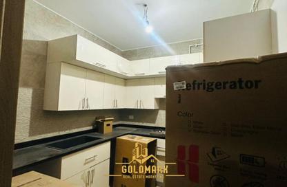 شقة - 3 غرف نوم - 3 حمامات للايجار في مون ريزيدنس - فيفث سكوير - التجمع الخامس - مدينة القاهرة الجديدة - القاهرة