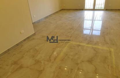 Apartment - 3 Bedrooms - 2 Bathrooms for rent in Garden Residence - Hyde Park - New Cairo City - Cairo