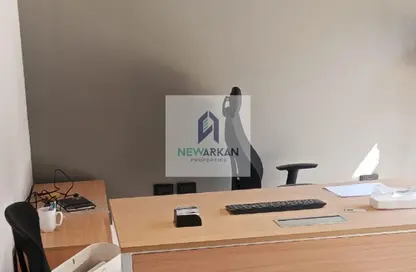 Office Space - 3 Bedrooms - 1 Bathroom for rent in The Courtyards - Sheikh Zayed Compounds - Sheikh Zayed City - Giza