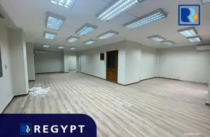 مساحات مكتبية - 8 غرف نوم - 3 حمامات للايجار في ميدان دجله - دجلة - حي المعادي - القاهرة