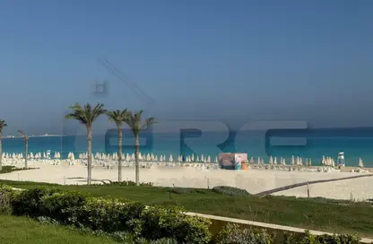 فيلا - 8 غرف نوم - 8 حمامات للبيع في مراسي - سيدي عبد الرحمن - الساحل الشمالي