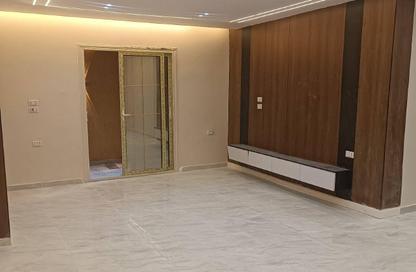 Apartment - 3 Bedrooms - 1 Bathroom for sale in Gate 2 - Ahmose - Hadayek El Ahram - Giza Apartment - 3 Bedrooms - 1 Bathroom for sale in Gate 2 - Ahmose - Hadayek El Ahram - Giza
