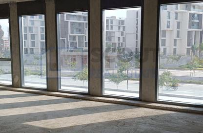 Office Space - Studio - 2 Bathrooms for sale in Eastown - 5th Settlement Compounds - The 5th Settlement - New Cairo City - Cairo