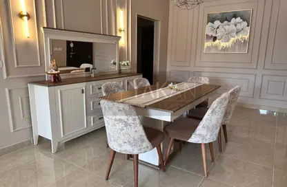 Apartment - 3 Bedrooms - 2 Bathrooms for sale in Fifth Square - The 5th Settlement - New Cairo City - Cairo