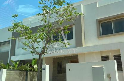 Villa - 4 - 4 for sale in HPR 1 - Hyde Park - New Cairo City - Cairo Villa - 4 - 4 for sale in HPR 1 - Hyde Park - New Cairo City - Cairo