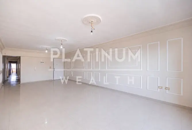 105447393 - Property Image 3