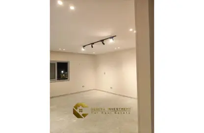 شقة - 3 غرف نوم - 2 حمامات للايجار في مدينة الخمائل - كمبوندات الشيخ زايد - الشيخ زايد - الجيزة