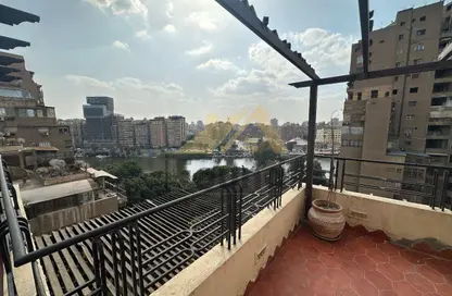 Apartment - 4 Bedrooms - 4 Bathrooms for rent in Salah Al Din St. - Zamalek - Cairo