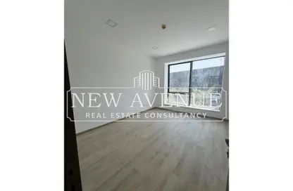 Office Space - 2 Bedrooms - 1 Bathroom for rent in Lake View Residence 2 - 5th Settlement Compounds - The 5th Settlement - New Cairo City - Cairo