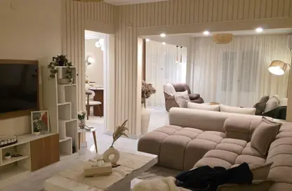 شقة - 2 غرف نوم - 2 حمامات للايجار في شارع المنصور محمد - الزمالك - القاهرة شقة - 2 غرف نوم - 2 حمامات للايجار في شارع المنصور محمد - الزمالك - القاهرة